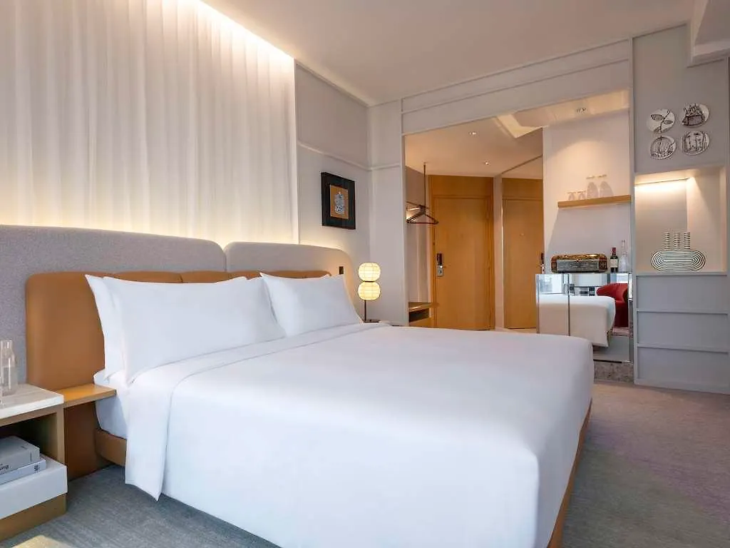 Mondrian Hong Kong Hotel 0*,  China