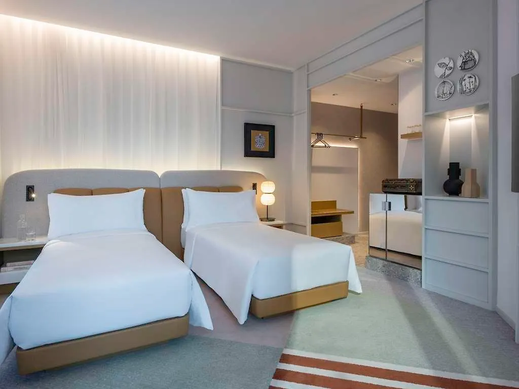 Mondrian Hong Kong Hotel