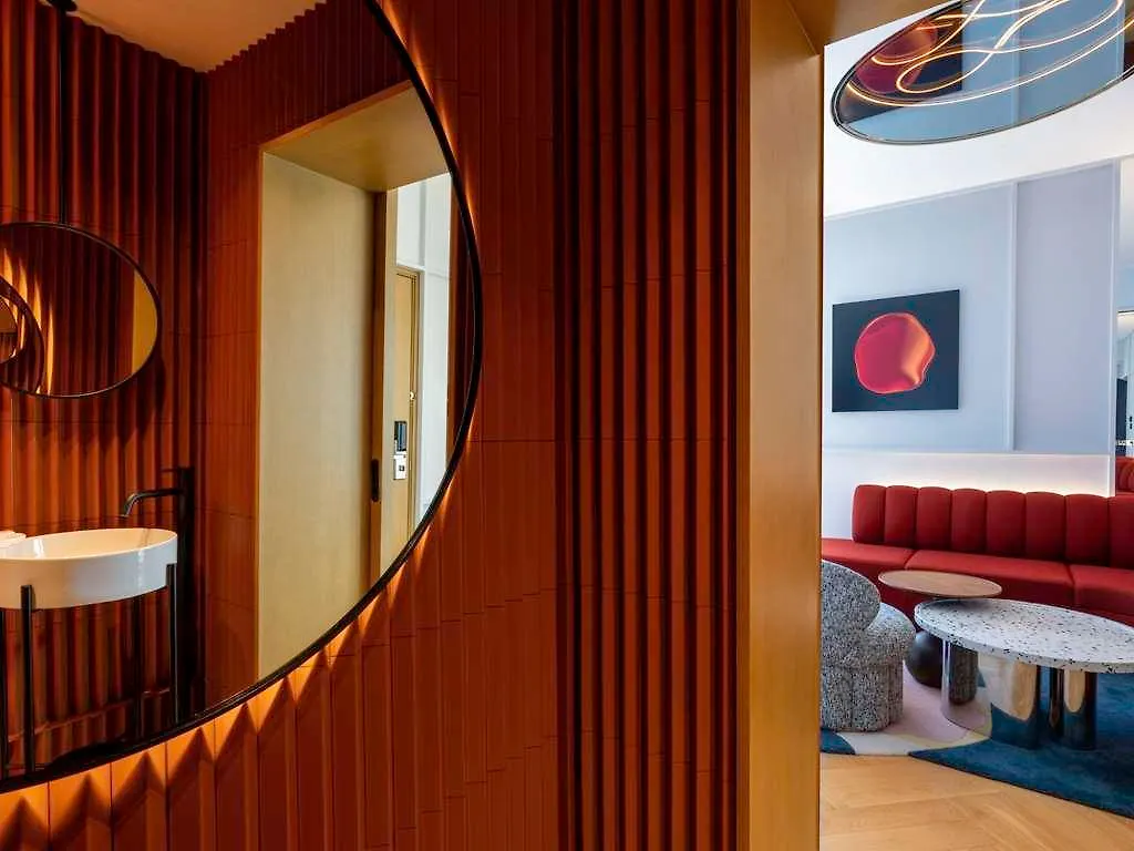 Mondrian Hong Kong Hotel 0*,